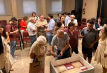 Albal presenta la primera exposición pública de su Carta Pobla original del siglo XIII Presentación de la exposición de la Carta Pobla