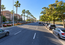 Muere atropellada una joven de 30 años al bajar de su coche en la avenida Maestro Rodrigo Muere atropellada una joven de 30 años al bajar de su coche en Maestro Rodrigo