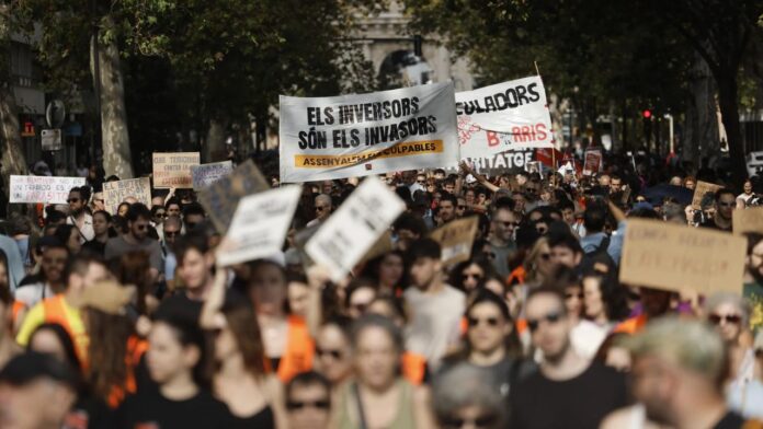 7televalencia manifestacion vivienda valencia Manifestación en València por el derecho a la vivienda. EFE/ Kai Forsterling