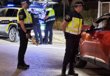 Conduce drogado con un menor en sentido contrario por una autovía en Sueca