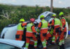Un choque frontal en Catadau deja atrapado a un conductor