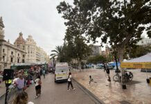 La asamblea vota que la acampada de la plaza del Ayuntamiento sea indefinida