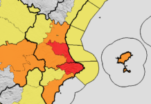 Elevan a rojo el aviso de lluvia en el litoral sur de la provincia de Valencia