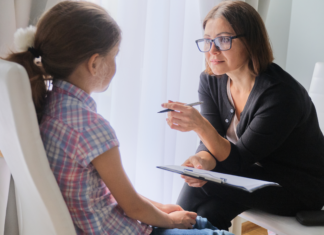 La salud mental también se aprende: los 3 errores que los padres deben evitar con sus hijos