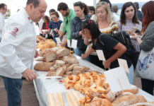 Valencia repartirá pan artesano gratis este jueves: lugar y horario Valencia repartirá pan artesano gratis este jueves: lugar y horario