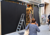 Los comercios del centro de Valencia se blindan por Halloween ante el temor a los saqueos Los comercios del centro de Valencia se blindan por Halloween ante el temor a los saqueos