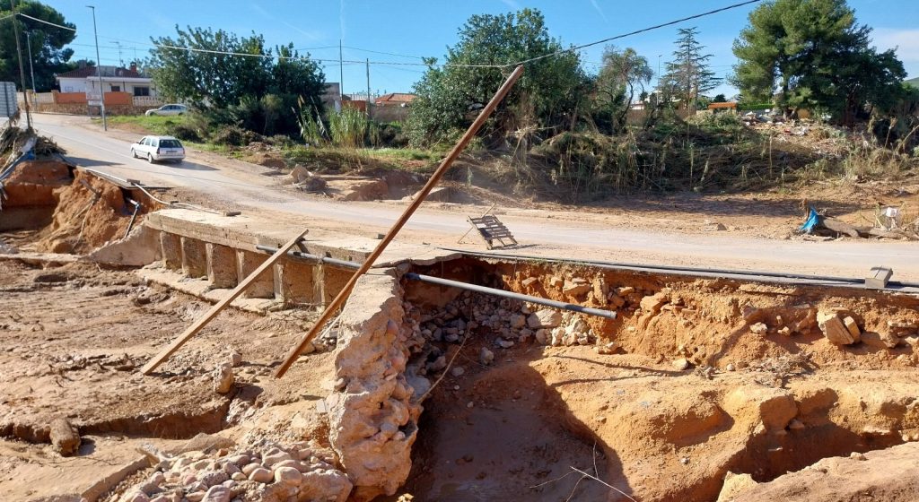 Entrada a la urbanització El Pantà de Torrent