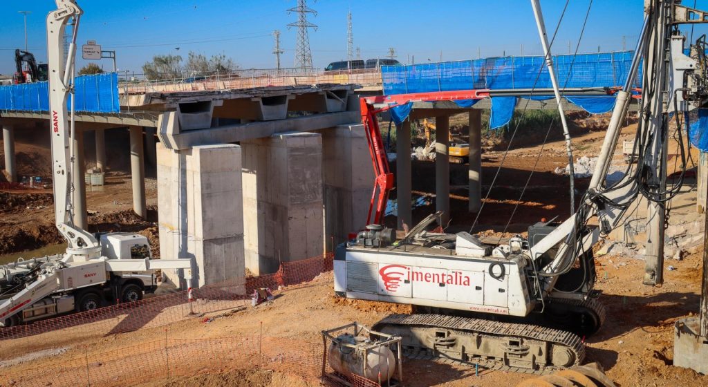 Reconstrucción del puente dañado por la DANA en Torrent Reconstrucción del puente dañado por la DANA en Torrent gan pampols